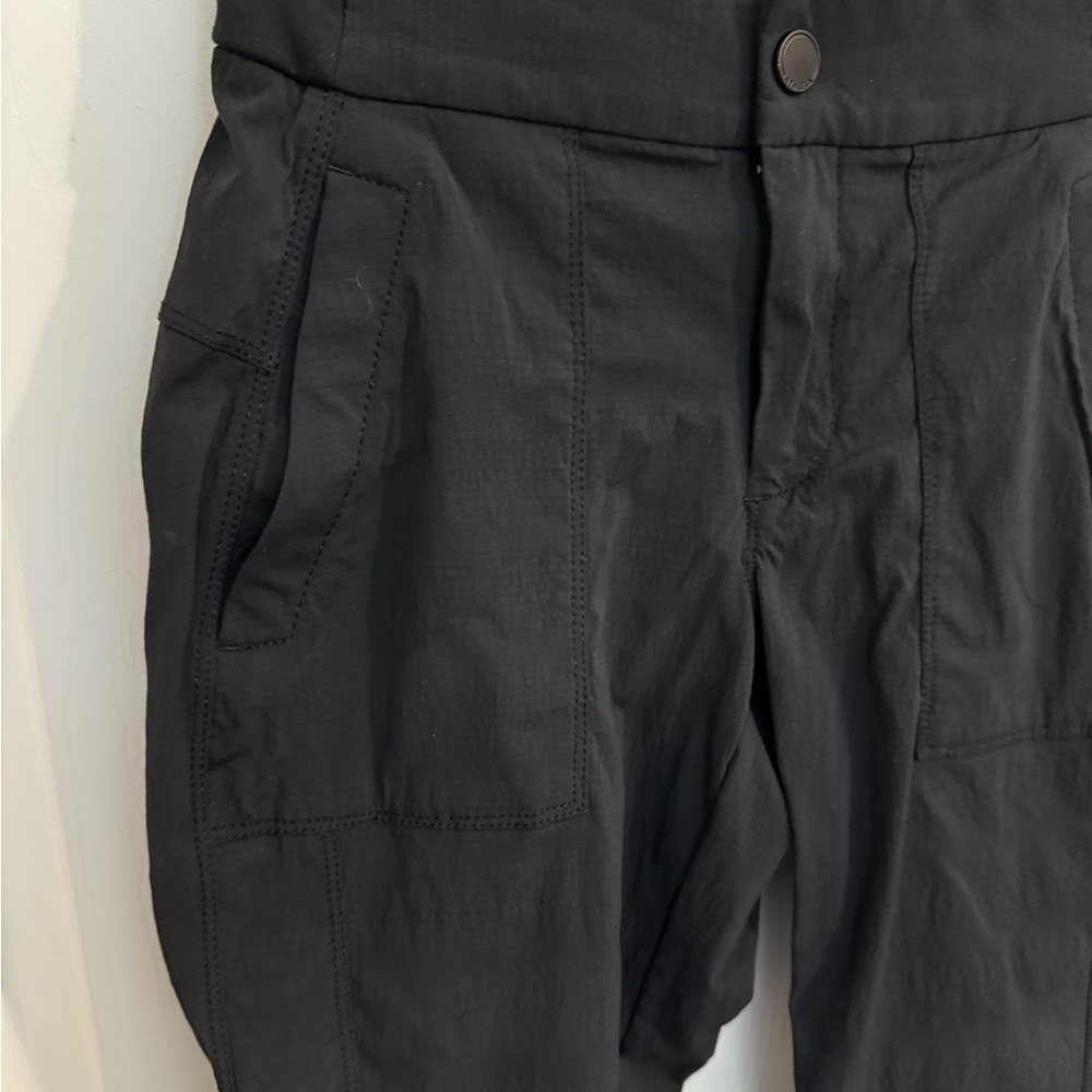 Athleta Trekkie Cropped Hiking Pants Nylon Size 0 - Picture 3 of 12